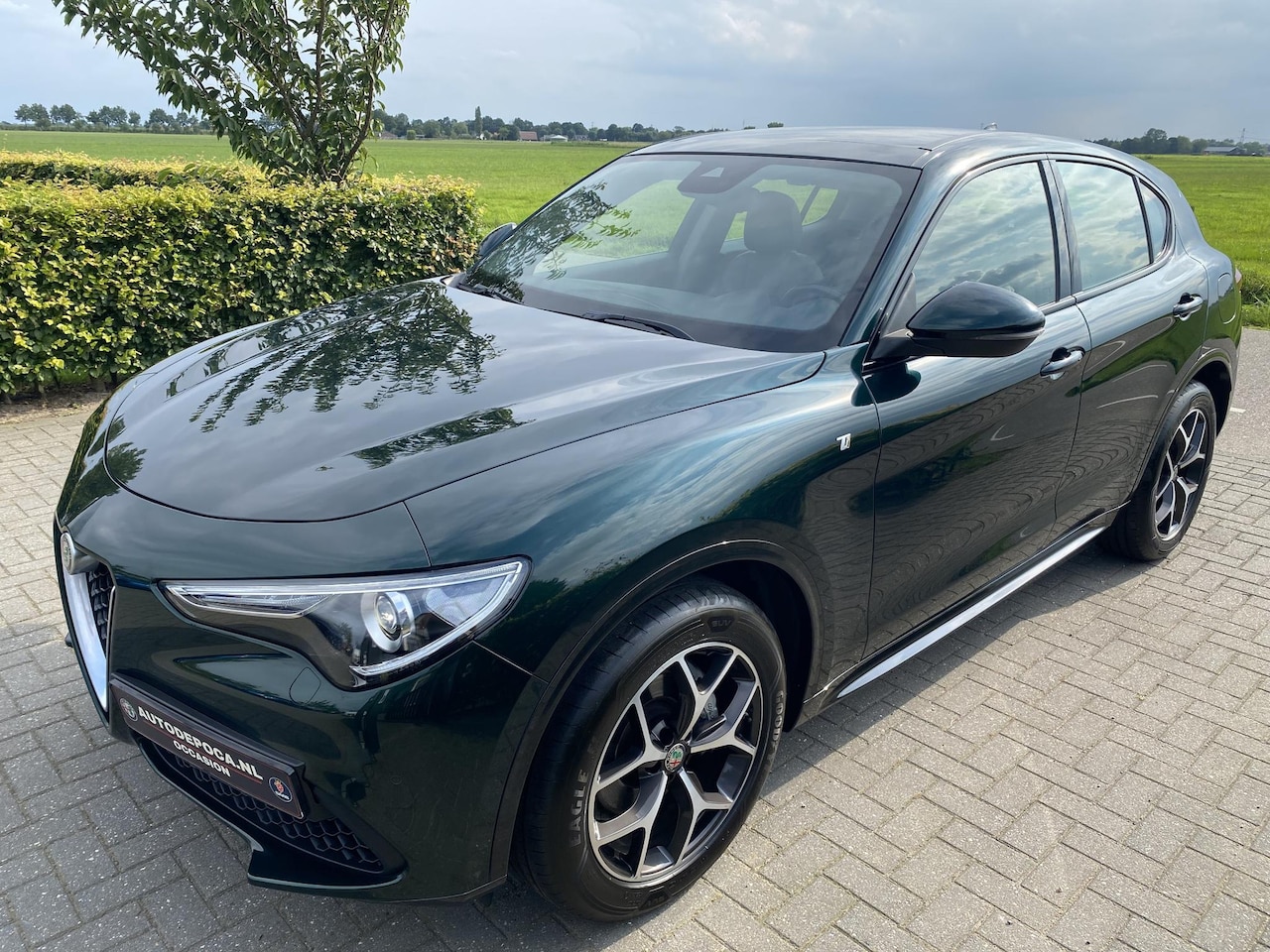 Alfa Romeo Stelvio - 2.0 T AWD Ti Verde Visconti! Trekhaak Panorama dak Lederen dashboard - AutoWereld.nl