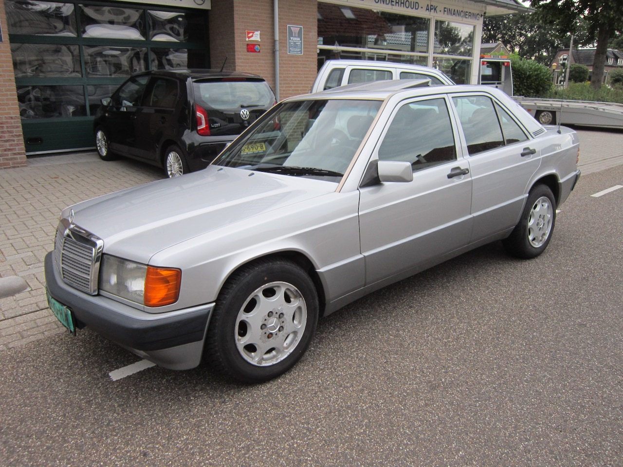 Mercedes-Benz 190-serie - 2.0 E - AutoWereld.nl