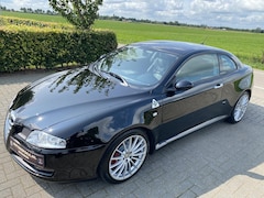 Alfa Romeo GT - 3.2 V6 Distinctive 83.122 KM 601 zwart, zwart leer, Toora velgen