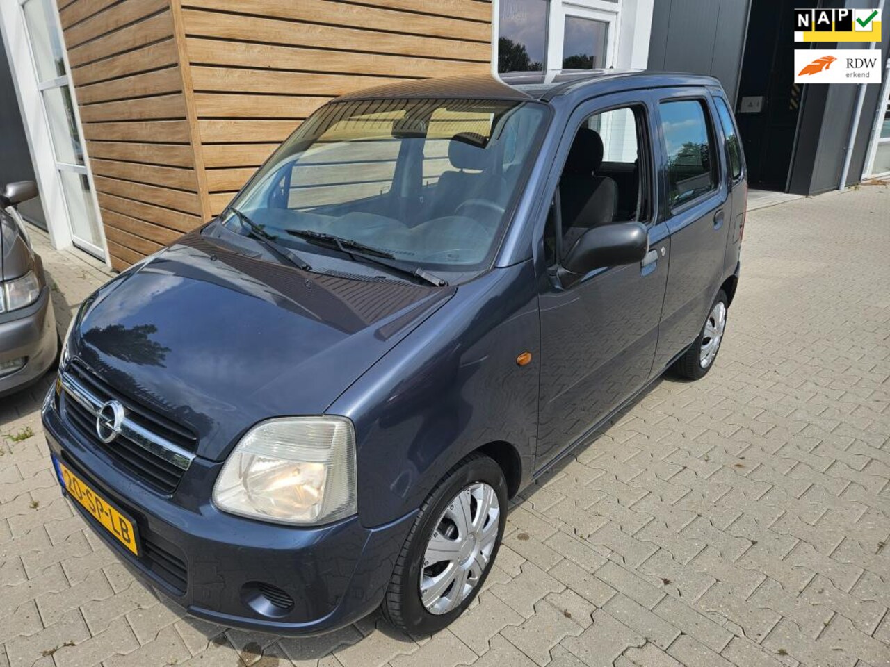 Opel Agila - 1.2-16V Essentia 1.2-16V Essentia - AutoWereld.nl