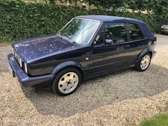 Volkswagen Golf Cabriolet - 1