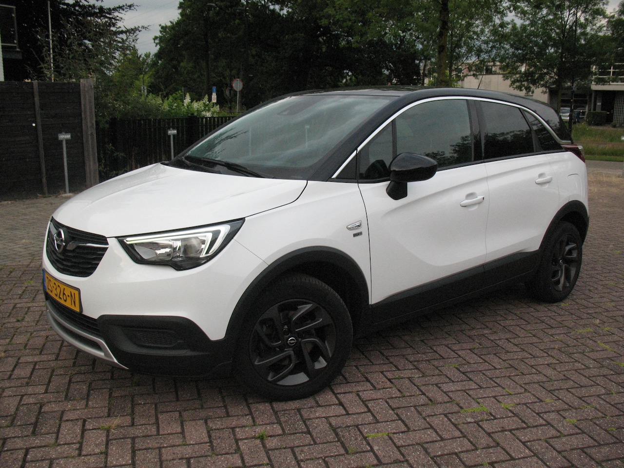 Opel Crossland X - 1.2 Turbo 120 Jaar Edition 110 pk - 5 Drs. - AIRCO - LMV - - AutoWereld.nl