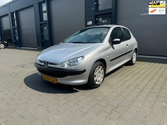 Peugeot 206 - 1.4 X-line