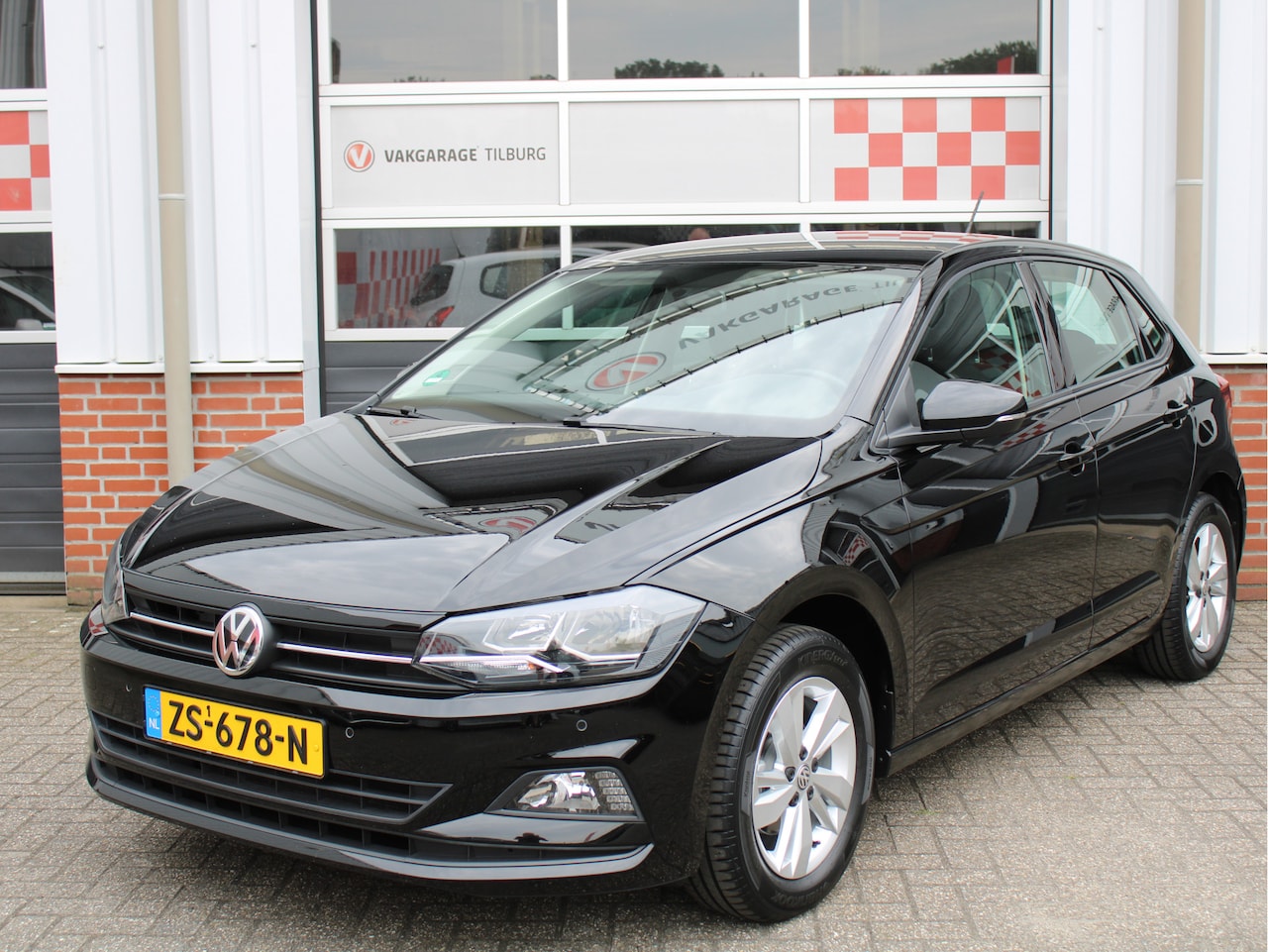 Volkswagen Polo - 1.0 TSI Comfortline 1e EIG/Navi/Airco/AdaptiveCruise/PDC/AppleCarplay/AndroidAuto/Bluetoot - AutoWereld.nl