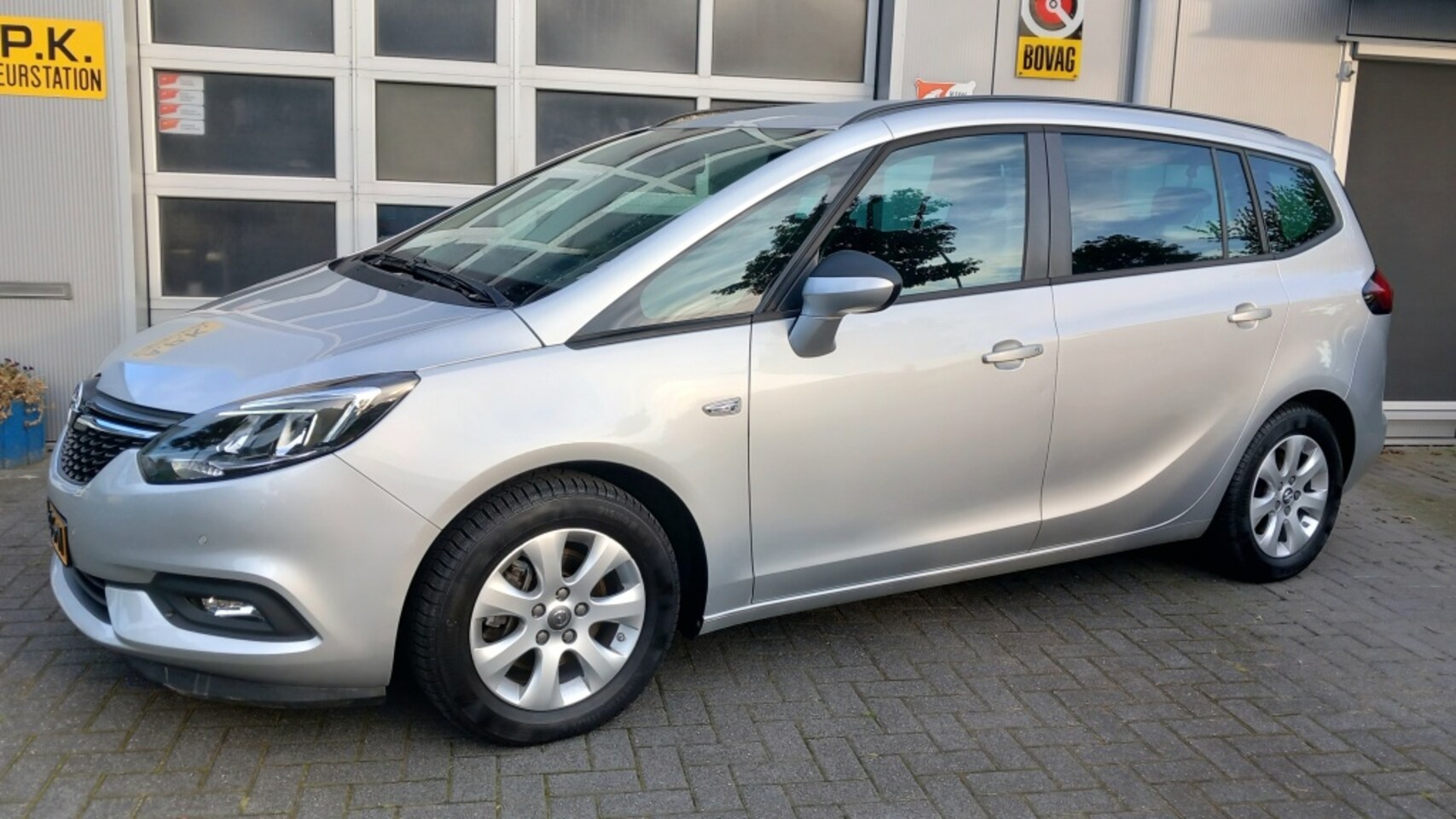 Opel Zafira - 1.4 Turbo Bus+ 7p. - AutoWereld.nl