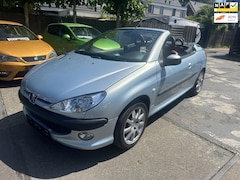 Peugeot 206 CC - 2.0-16V