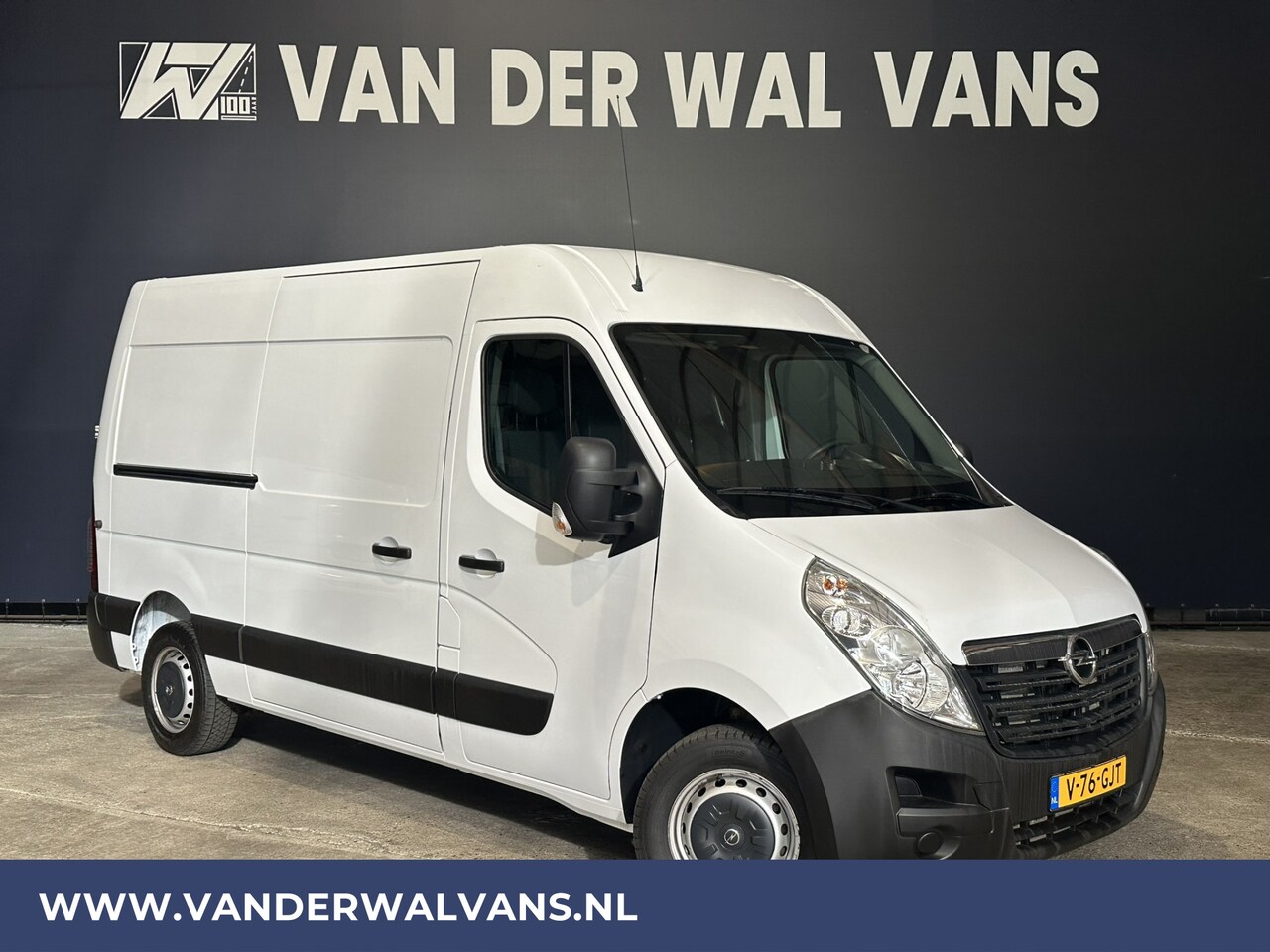 Opel Movano - 2.3 CDTI 146pk L2H2 Euro6 Airco | Parkeersensoren Bijrijdersbank - AutoWereld.nl