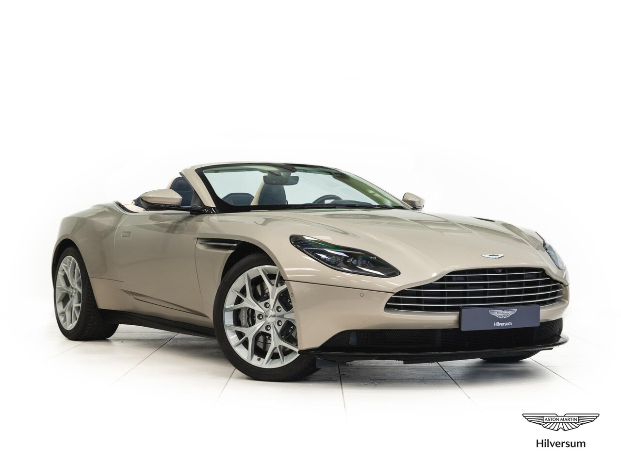 Aston Martin DB11 Volante - 2017 - AutoWereld.nl