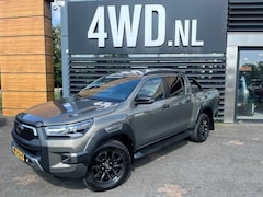 Toyota HiLux - 2.8 D-4D AUT 5 PERS MULTI CARGO VAN LEDER NAVI CLIMA CRUISE € 56.750 EXCL Auto in nieuwsta