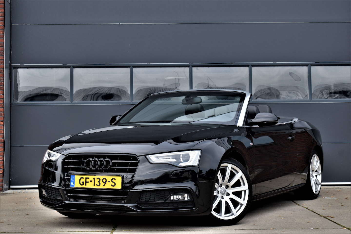 Audi A5 Cabriolet - 1.8 TFSI S-line NAP B&O / Airscarf / Leer / Trekhaak / Keyless / Navi - AutoWereld.nl