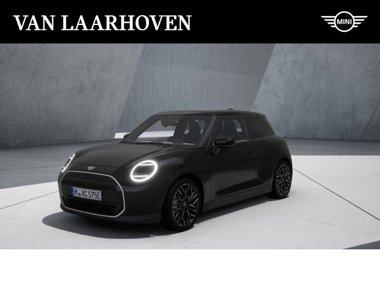 MINI Cooper - Hatchback E Favoured 40.7 kWh / Panoramadak / JCW Sportstoelen / Parking Assistant Plus / - AutoWereld.nl