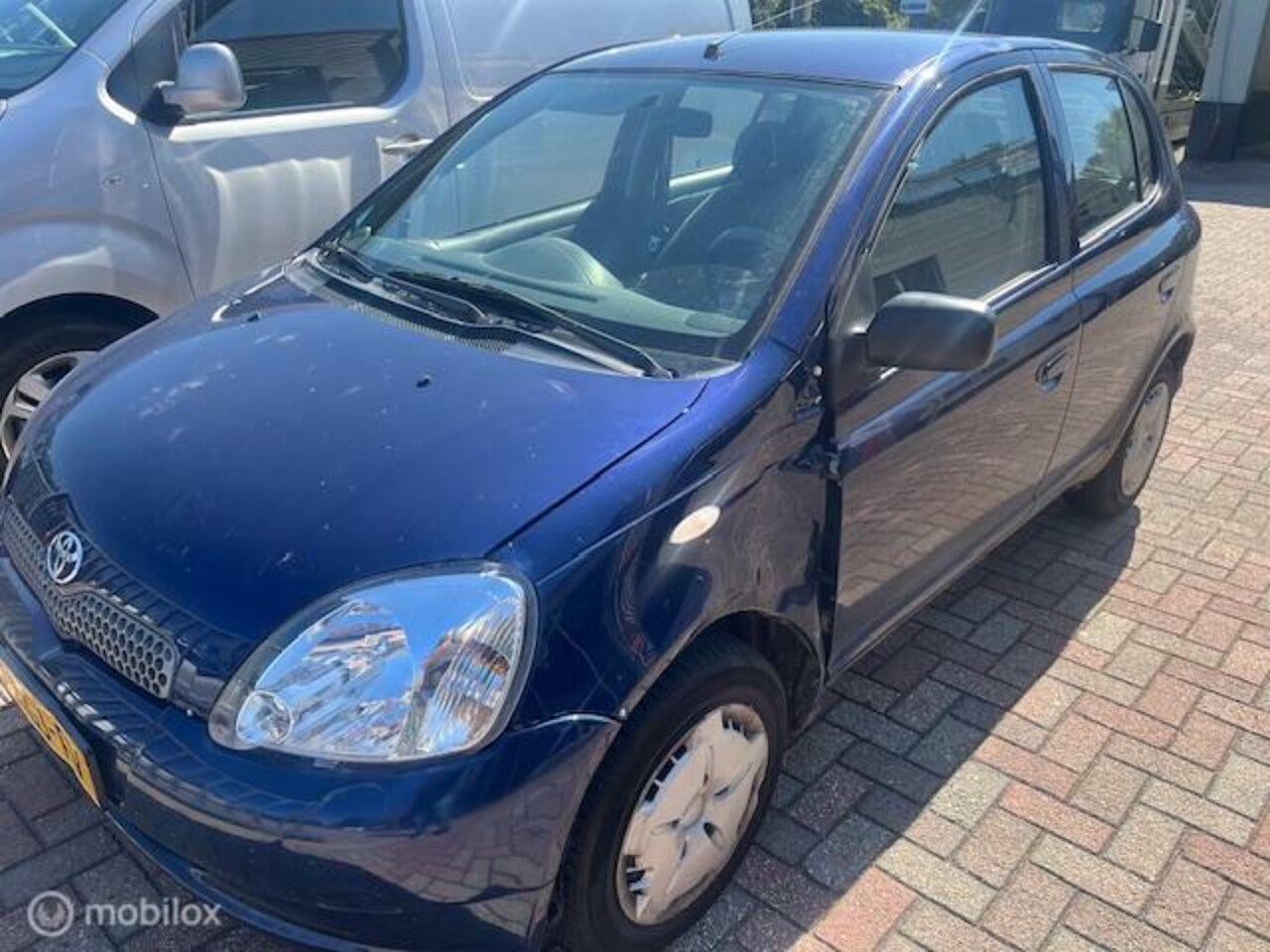 Toyota Yaris - 1.3-16V VVT-i Luna 1.3-16V VVT-i Luna - AutoWereld.nl