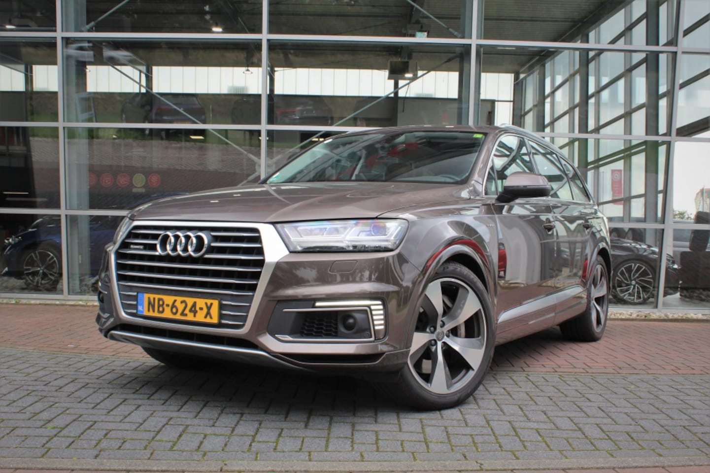 Audi Q7 - 3.0 TDI e-tron - 340PK | Pano | Memory | - AutoWereld.nl