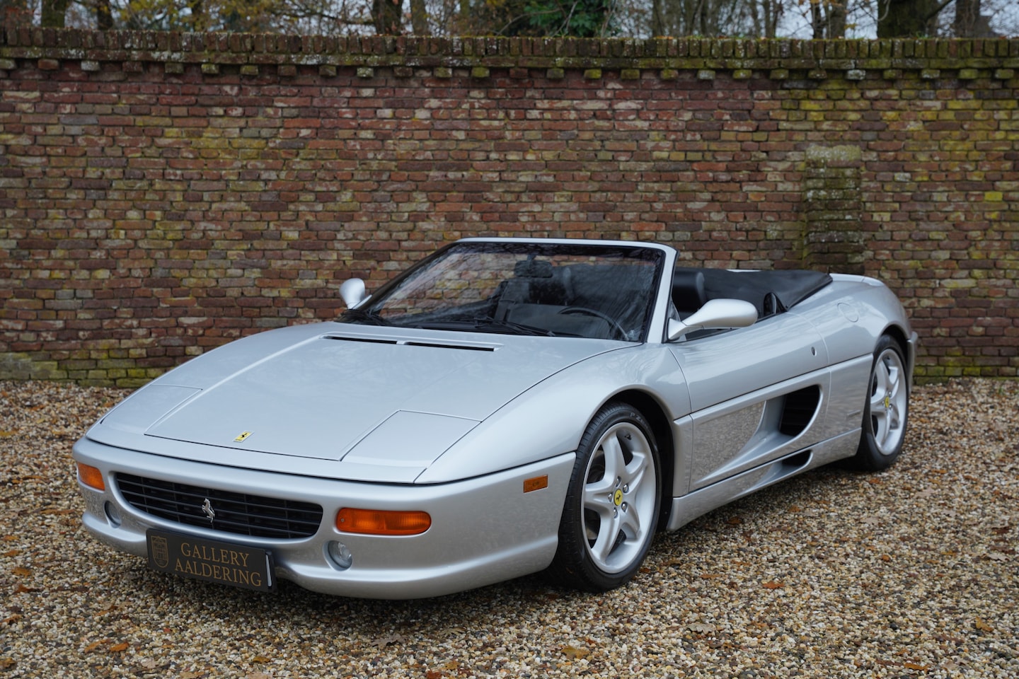 Ferrari F 355 - Spider F1 Only 12.675 miles, first owner, recent full service by Ferrari, Argento Nürburgr - AutoWereld.nl