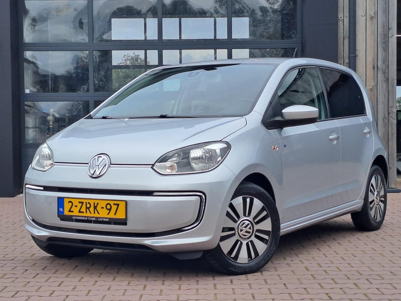 Volkswagen e-Up! - e-Up! | Airco | Navigatie | Stoelverwarming | Subsidie mogelijk - AutoWereld.nl