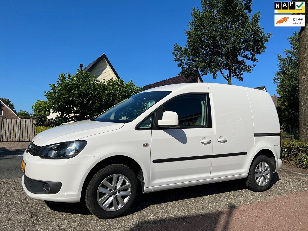 Volkswagen Caddy - 1.6 TDI Highline 2 x schuifdeur MARGE ! - AutoWereld.nl