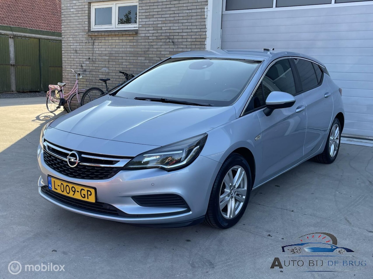 Opel Astra - 1.0 Business+ 1.0 Business+ - AutoWereld.nl