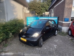 Toyota Aygo - 1.0-12V