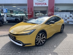 Toyota Prius - 2.0 Plug-in Executive | Pano| Navi | Sensoren v/a | Stoel- en st