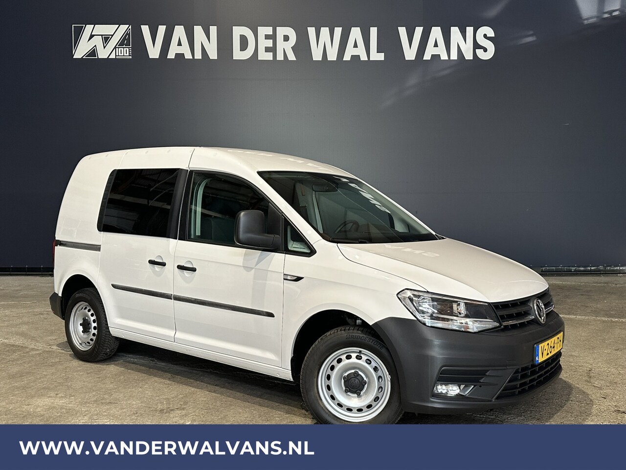 Volkswagen Caddy - 2.0 TDI L1H1 Euro6 Airco | Cruisecontrol | Parkeersensoren | Trekhaak zijdeur, verwarmde v - AutoWereld.nl