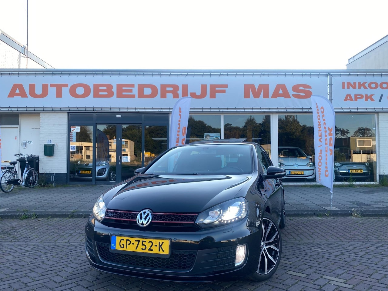 Volkswagen Golf - 2.0 GTI Nwe Apk Pano Airco Cruise Alle Opties! - AutoWereld.nl