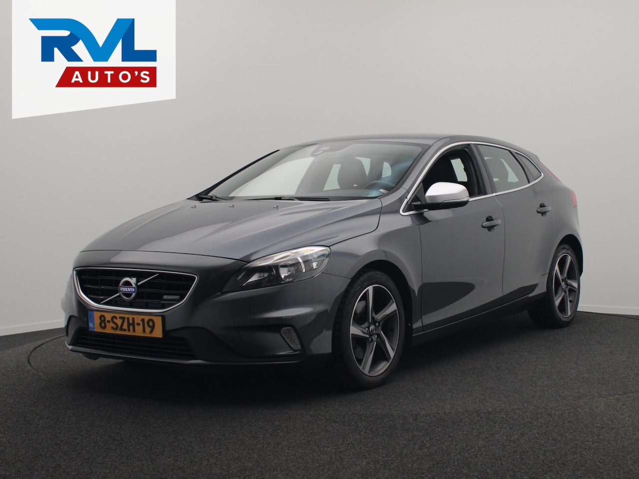 Volvo V40 - 1.6 T3 R-Design Trekhaak Stoelverwarming Origineel NL - AutoWereld.nl