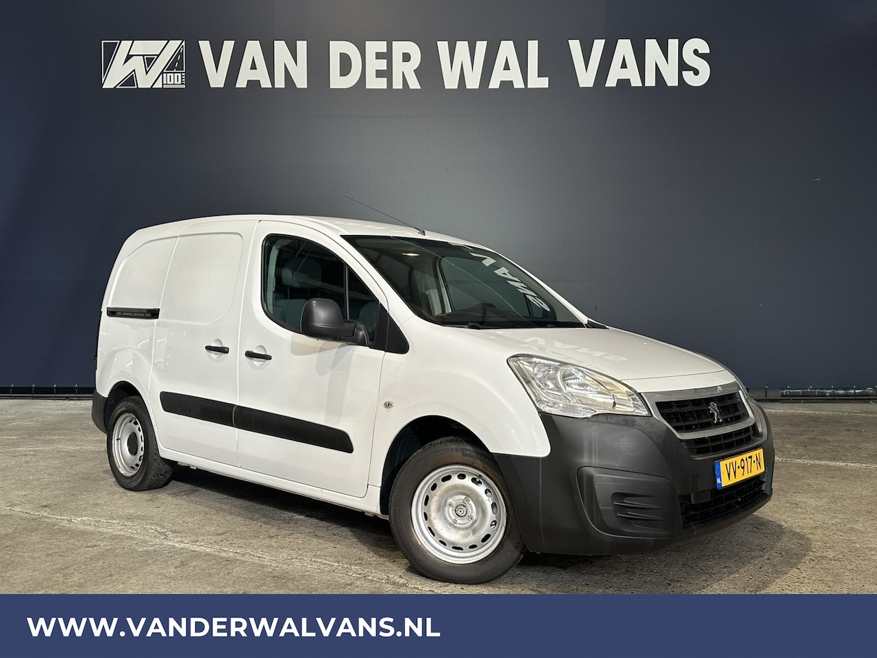 Peugeot Partner - 1.6 BlueHDi L1H1 Euro6 Airco | Trekhaak | Cruisecontrol Zijdeur - AutoWereld.nl