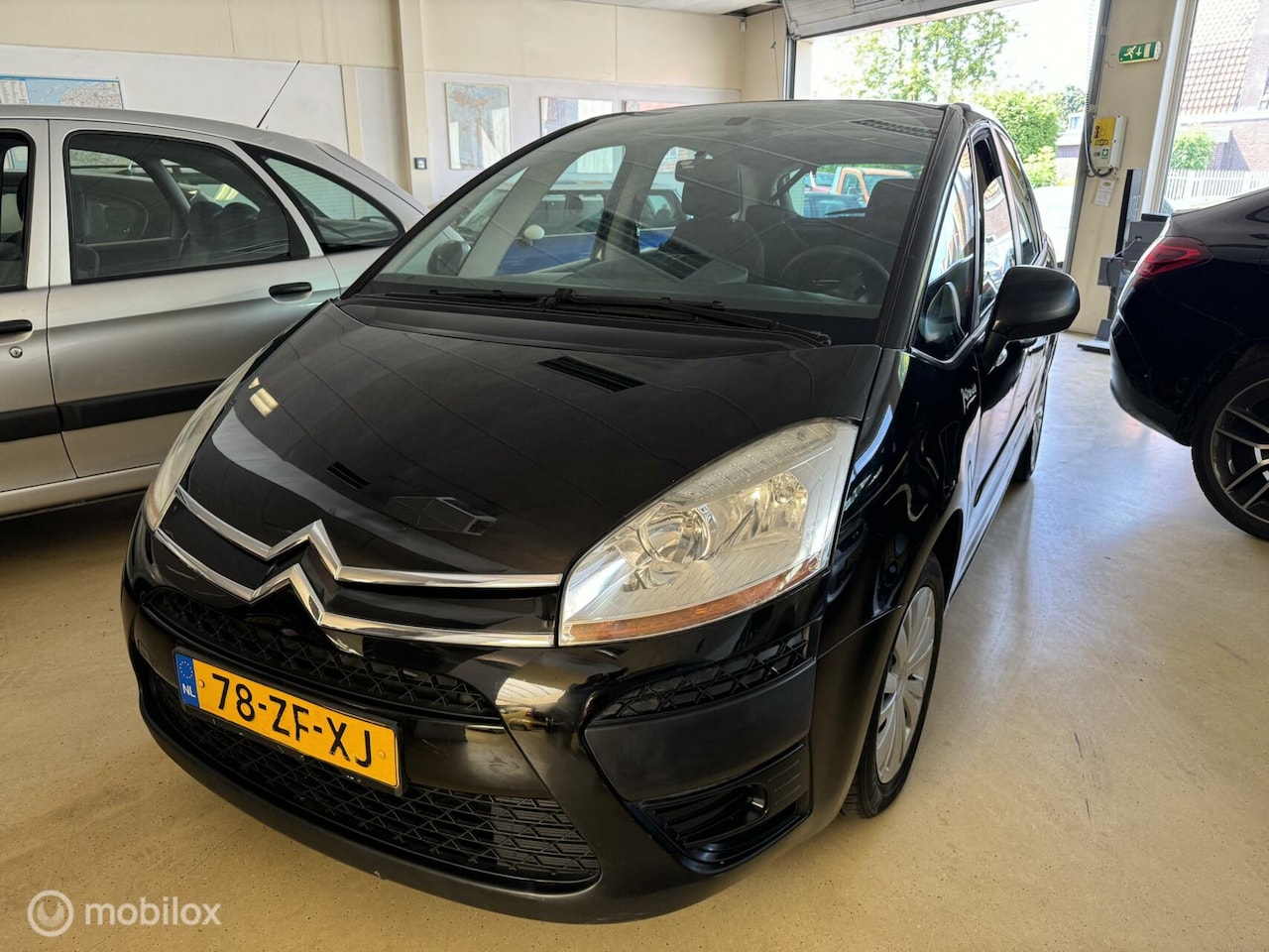 Citroën C4 Picasso - 1.8-16V Prestige 5p. 1.8-16V Prestige 5p. - AutoWereld.nl