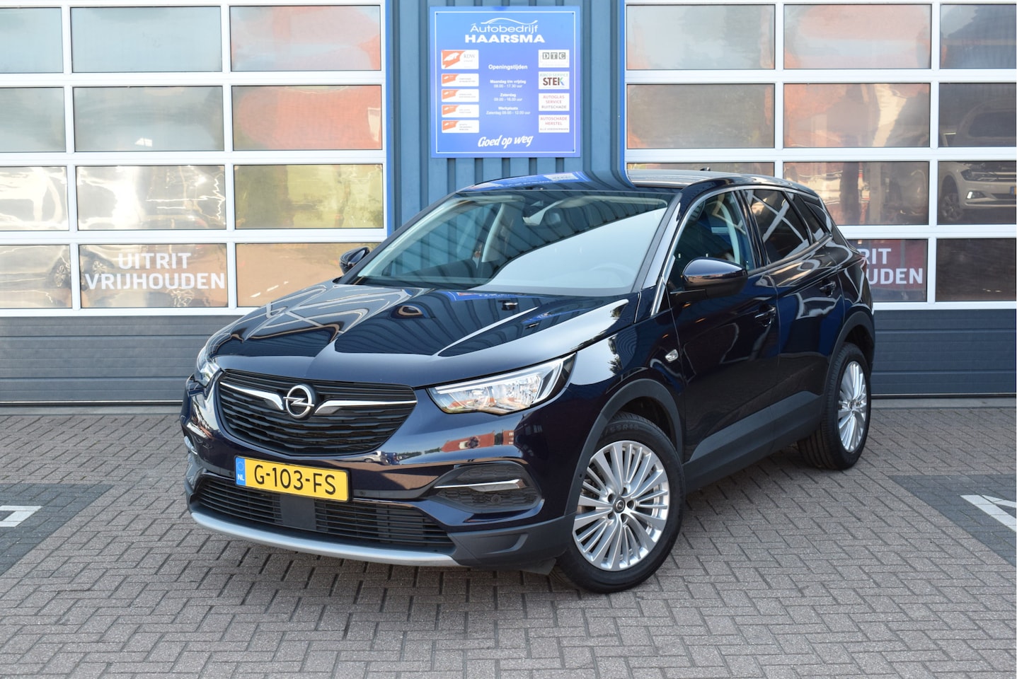 Opel Grandland X - 1.6 Turbo 181 PK Business Executive Achteruitrij Camera Cruise Control Navi Automaat - AutoWereld.nl