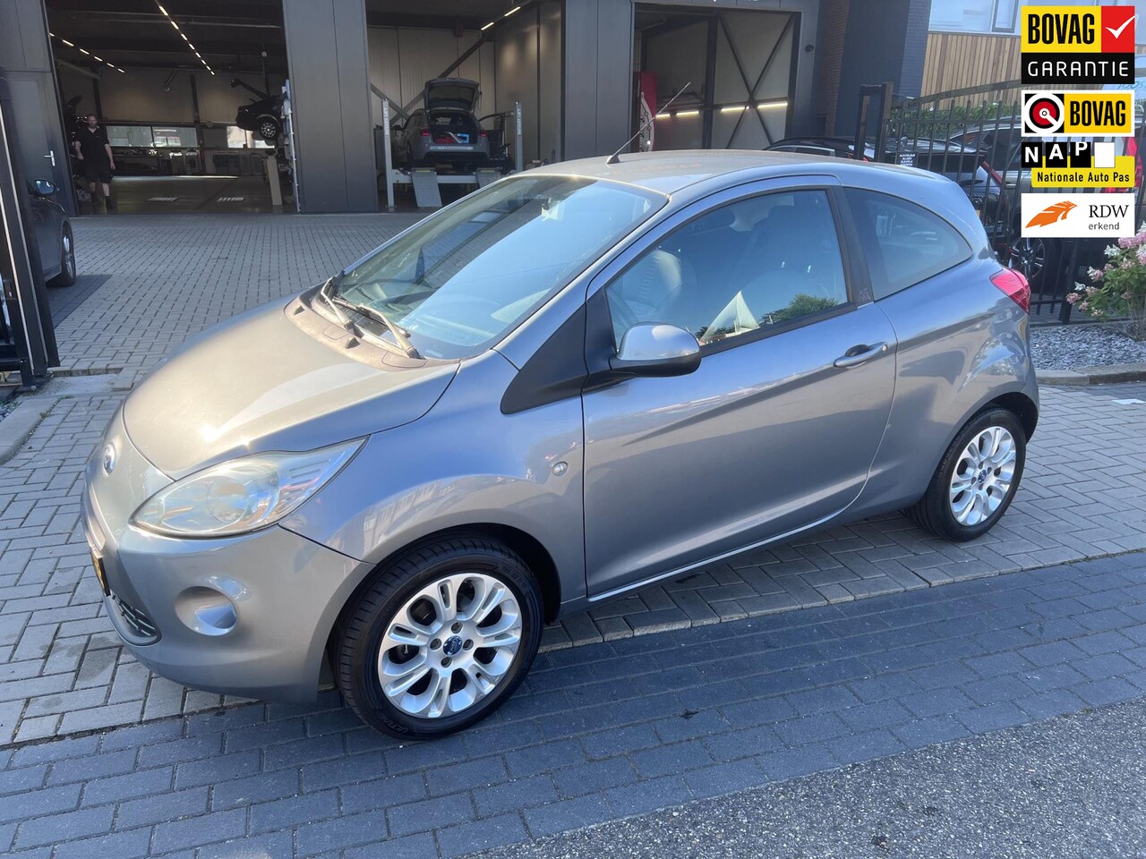 Ford Ka - 1.2 Titanium 1.2 Titanium, airco - AutoWereld.nl