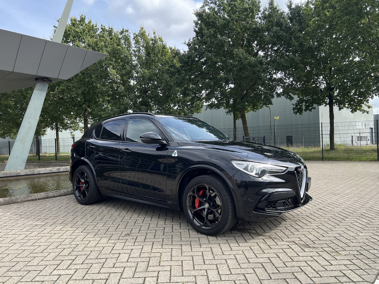 Alfa Romeo Stelvio - 2.9 V6 AWD Quadrifoglio | BTW-auto | Nieuwe service - remmen - banden | Rijklaar | - AutoWereld.nl