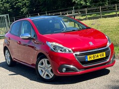 Peugeot 208 - 1.2 PureTech Allure /Pano/Stoelverwarming/Airco/