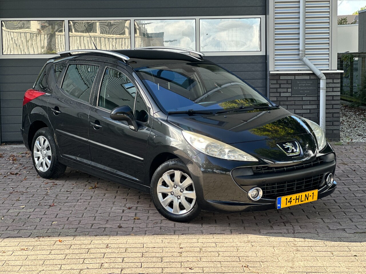 Peugeot 207 - PANO/CRUISE/CLIMA - AutoWereld.nl