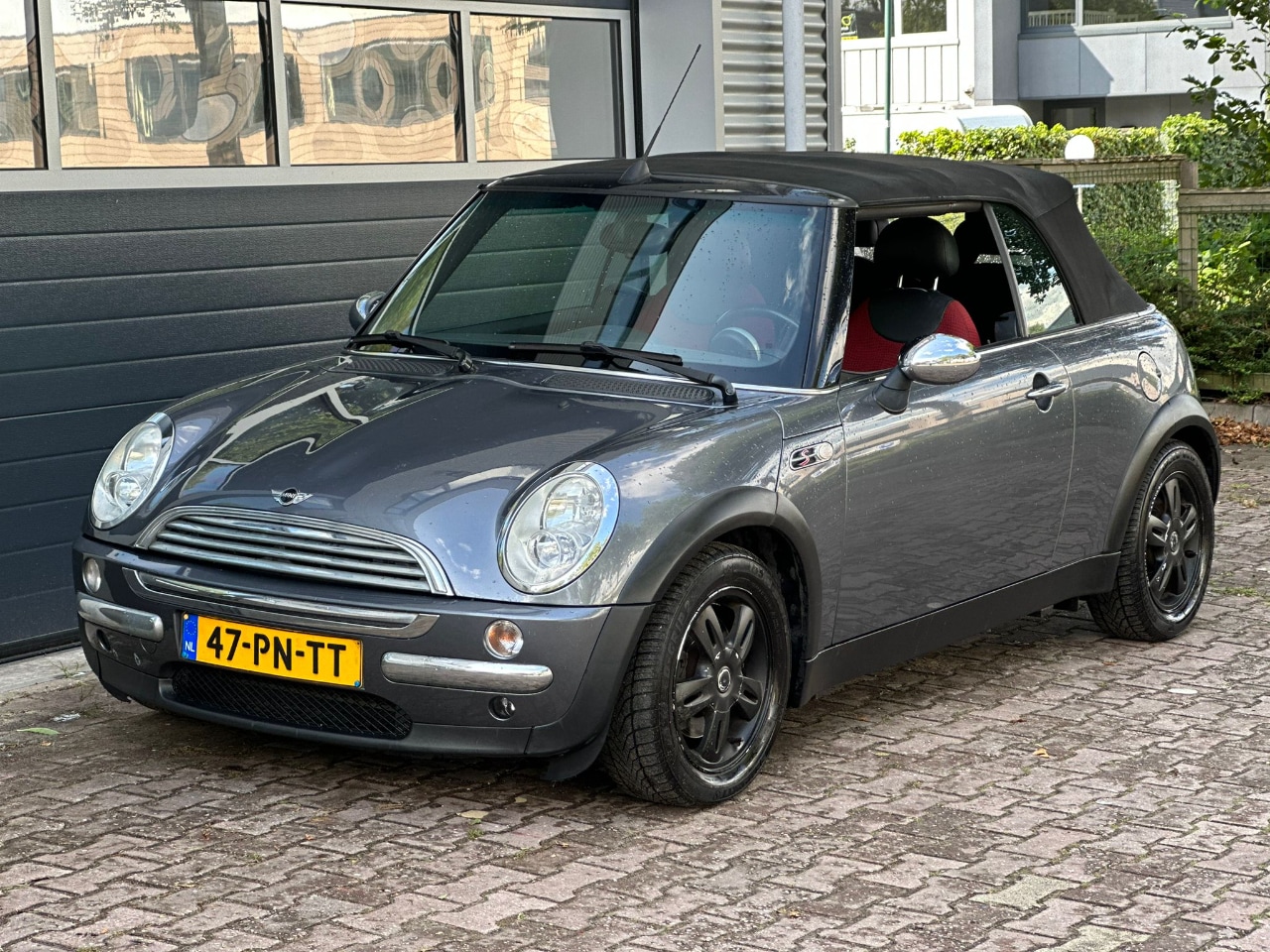 MINI Cabrio - 1.6 ONE PEPPER YOUNTIMER - AutoWereld.nl