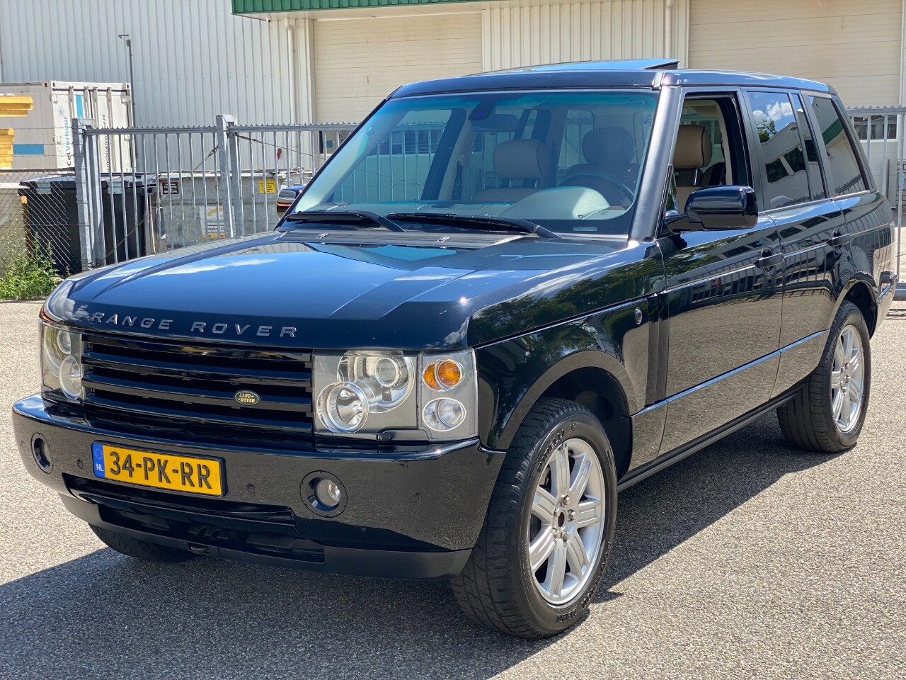 Land Rover Range Rover - 4.4 V8 HSE 4.4 V8 HSE - AutoWereld.nl