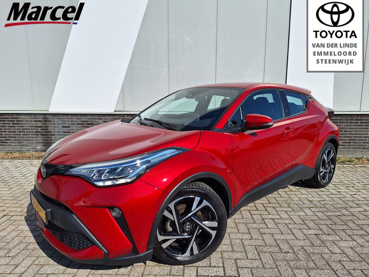 Toyota C-HR - 1.8 Hybrid Dynamic | PDC v+a| ECC | Navi | LMV | All season banden | - AutoWereld.nl