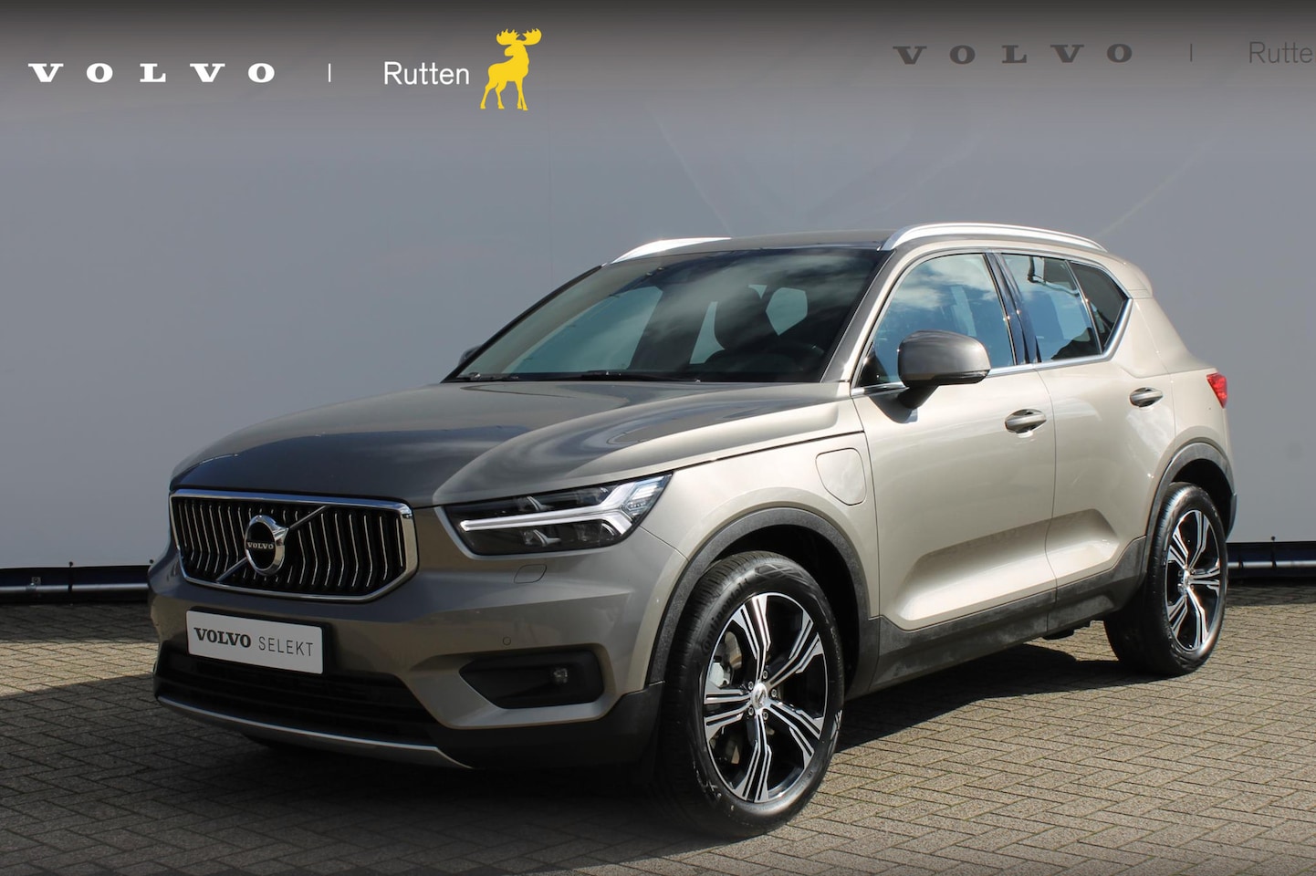 Volvo XC40 - T5 262PK Automaat Recharge Inscription Adaptive Cruise Control / Apple Carplay / Parkeerse - AutoWereld.nl