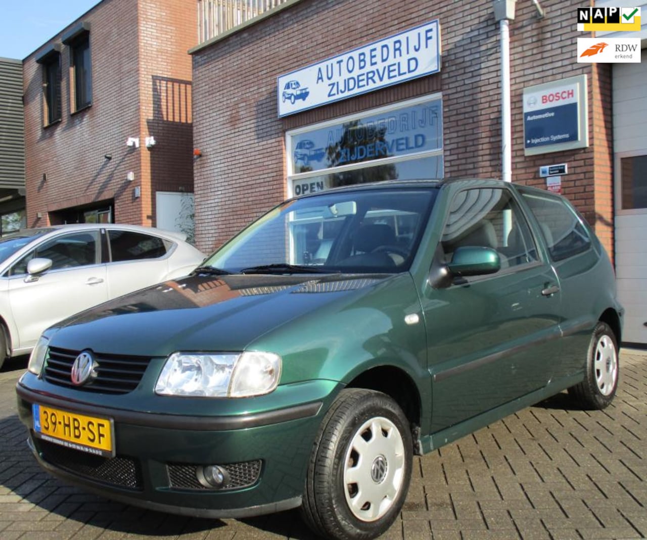 Volkswagen Polo - 1.4 Comfortline 1.4 Comfortline - AutoWereld.nl