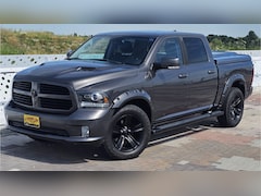 Dodge Ram 1500 - SPORT 4X4 CREW CAB. 5, 7LTR V8 AUT. BLACK EDITION REVISIE MOTOR