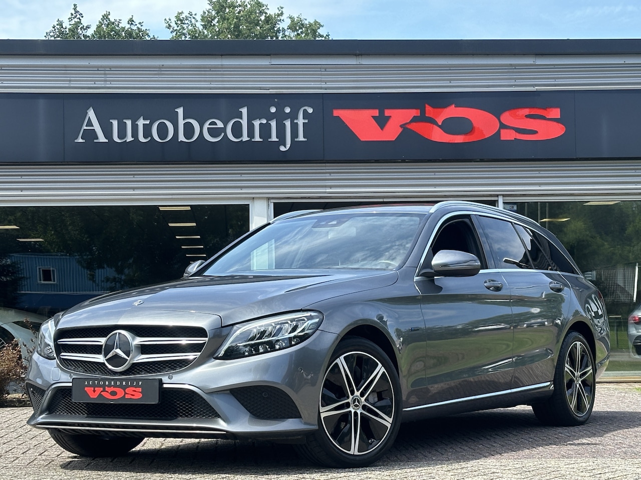 Mercedes-Benz C-klasse Estate - 300 e | Virtual Cockpit | Achteruitrijcamera | LED - AutoWereld.nl