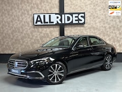 Mercedes-Benz E-klasse - 220 d 4MATIC Exclusive Line | Sfeerverlichting | ACC | camera | DAB | Stoelverwarming