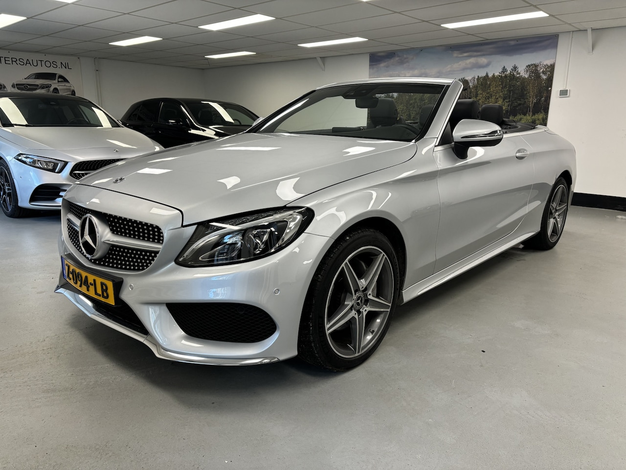 Mercedes-Benz C-klasse Cabrio - 200 Edition 1 AMG Cabrio Comfort Comand Camera Stoelverkoeling - AutoWereld.nl