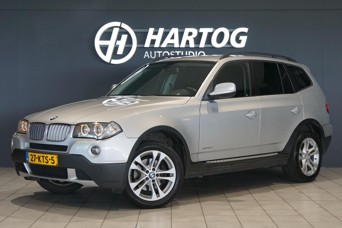 BMW X3 - 2.0i + LEDER / TREKHAAK / XENON - AutoWereld.nl