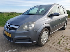 Opel Zafira - 2.2 Executive Apk 02-2025