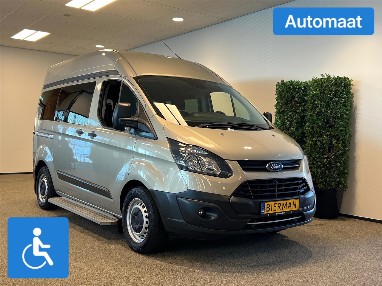 Ford Transit Custom - L1H2 Rolstoelbus Automaat Zelfrijder 3+1 - AutoWereld.nl