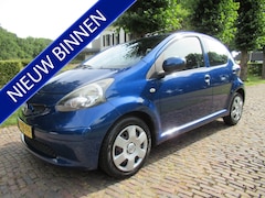 Toyota Aygo - 1.0-12V + Airco Stuurbekrachtiging 5 Drs Isofix Zuinige Auto*Dealer Onderhouden*Apk t/m 6