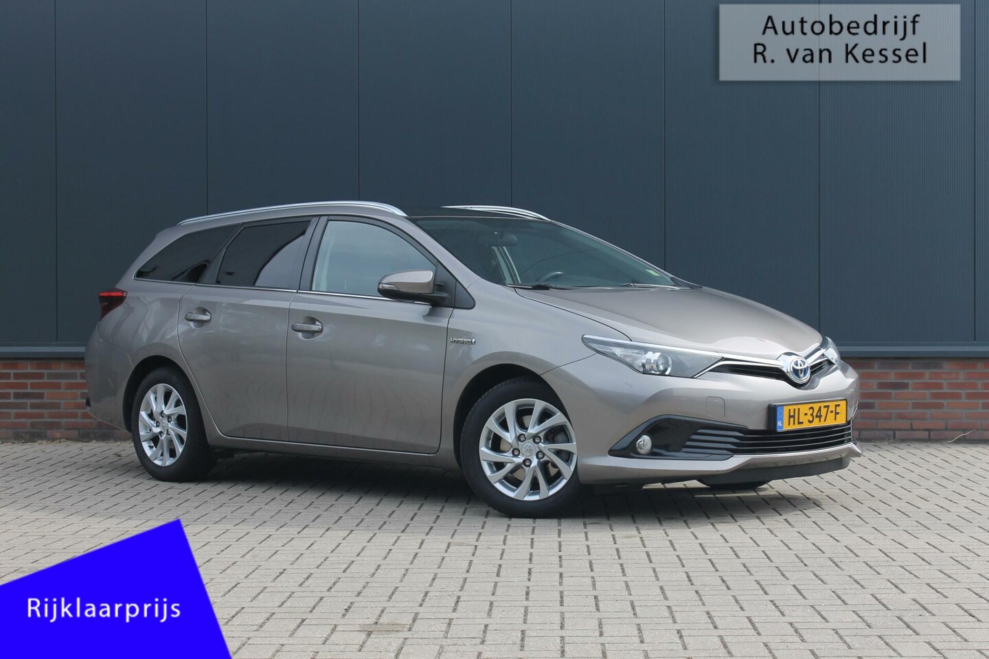 Toyota Auris Touring Sports - 1.8 Hybrid Lease pro I Pano I Goed onderhouden I NL-auto - AutoWereld.nl