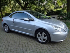 Peugeot 307 CC - 2.0-16V- APK-Nieuw.Automaat Distributie.Vervangen, Bij 114000