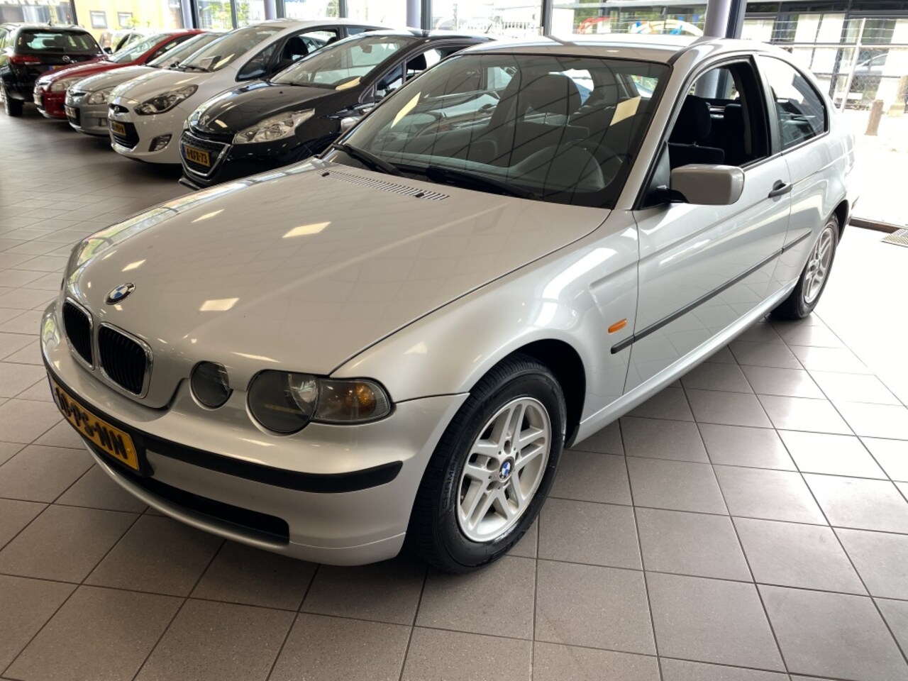 BMW 3-serie Compact - APK 6-25 AIRCO BJ 2 316ti Black&Silver - AutoWereld.nl