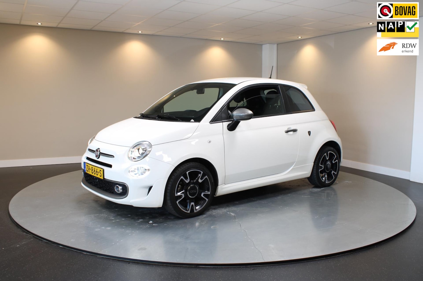 Fiat 500 - 0.9 TwinAir Turbo Sport *44.000Km!* Carplay|Cruise|Sport - AutoWereld.nl